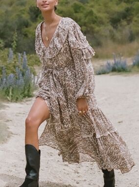 Spell Altered Ada Skirt SZ L 🤎🤍